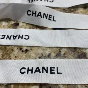 CHANEL | Accessories | Long Chanel Ribbon White With Black  display picture 1